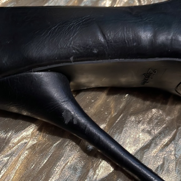 size 9 pewter/silver cones & clear stones on back 5 in heels.New tried on only - Picture 11 of 14